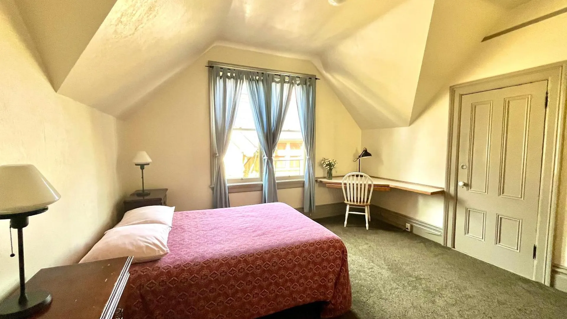 Northwest Portland Hostel USA