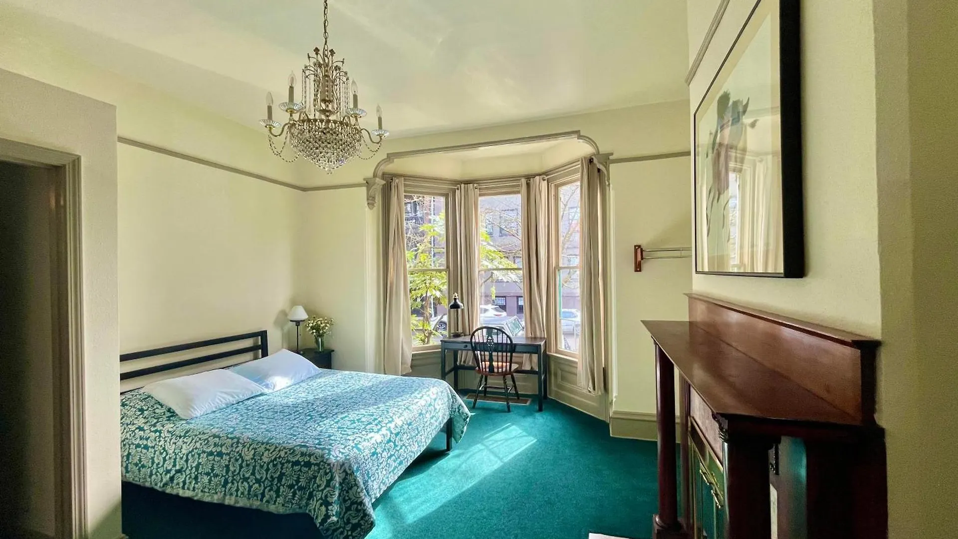 Northwest Portland Hostel